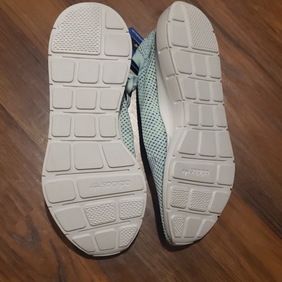 Adidas Swift Run Sneakers - Picture 6 of 8